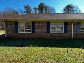 157-159-159 Bentwood Cir in Spartanburg, SC - Building Photo - Building Photo
