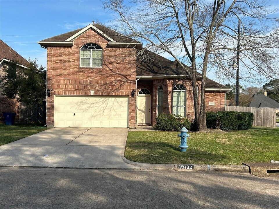 19102 Relay Rd in Humble, TX - Building Photo