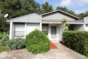 754 Zella Ln in Lakeland, FL - Building Photo