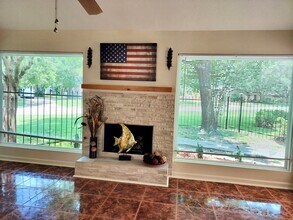 20313 Sunny Shores Dr in Atascocita, TX - Building Photo - Building Photo