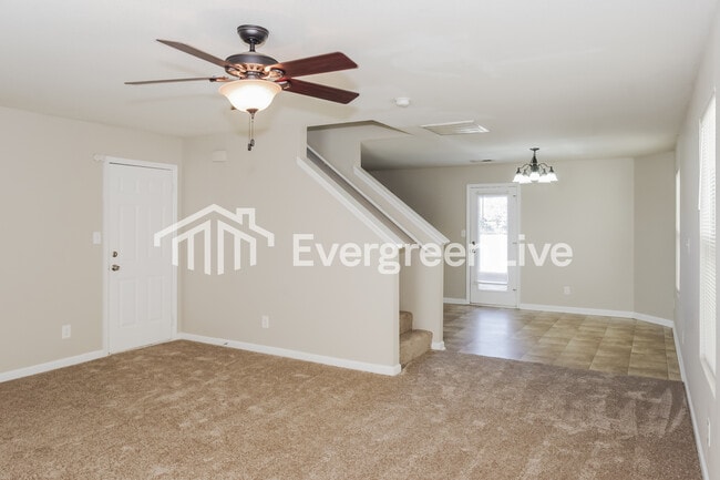 157 Cloverbrook Dr in Harvest, AL - Building Photo - Building Photo