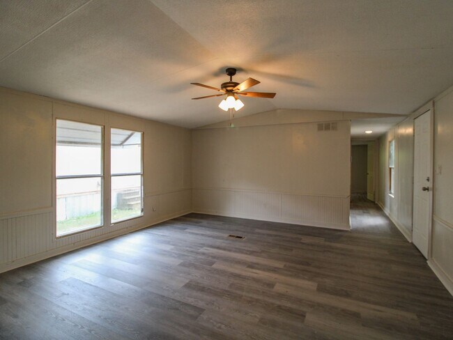 36 Simmons Cir in Fayetteville, TN - Building Photo - Building Photo