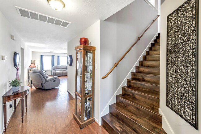 property at 4818 Plum Forest Rd