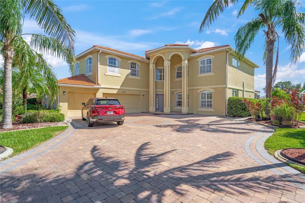8323 Barton Farms Blvd in Sarasota, FL - Building Photo