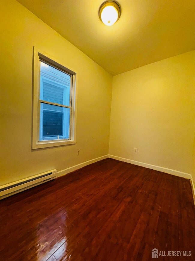 489 S 17th St in Newark, NJ - Building Photo - Building Photo