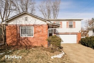 8308 E 35th Pl in Indianapolis, IN - Building Photo