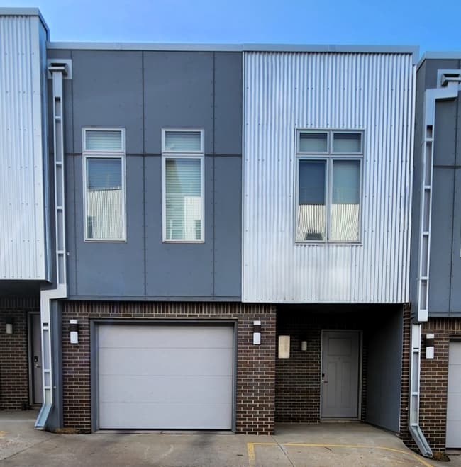 property at 234 E Residence Pl