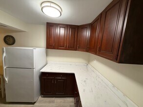 13616 Northbourne Dr in Centreville, VA - Building Photo - Building Photo