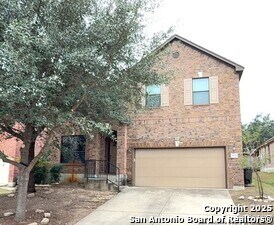 8106 Royal Field in San Antonio, TX - Building Photo