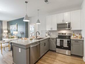 Miro Luxury Apartments in Pooler, GA - Building Photo - Building Photo