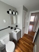 525 E 222nd St in Euclid, OH - Building Photo - Building Photo