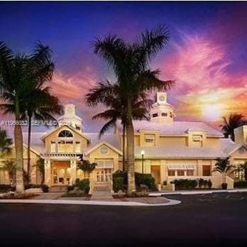 15610 SW 105th Ln in Miami, FL - Building Photo - Building Photo