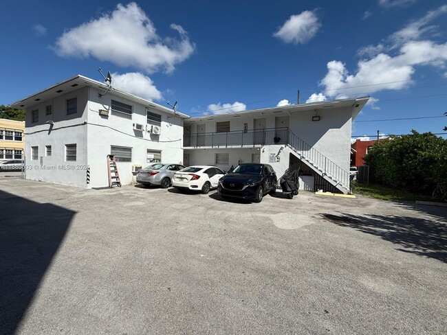 property at 990 SW 4th St