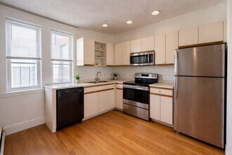 210 Chestnut Hill Ave in Boston, MA - Building Photo - Building Photo