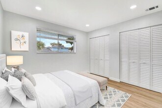 832 E Tiffany Dr in West Palm Beach, FL - Building Photo - Building Photo