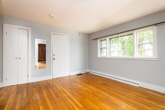 58 Atherton St in Somerville, MA - Foto de edificio - Building Photo