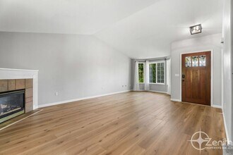 8213 NE 38th Ct in Vancouver, WA - Building Photo - Building Photo