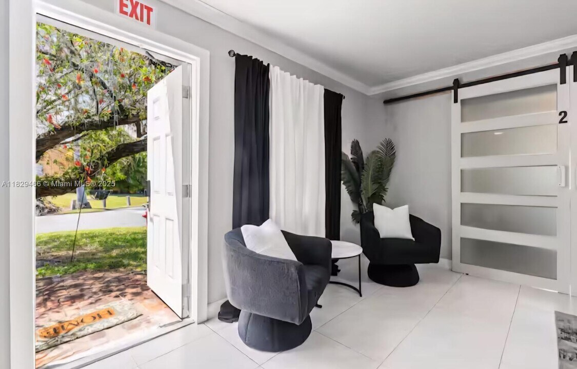 708 SW 12th Ave in Fort Lauderdale, FL - Building Photo