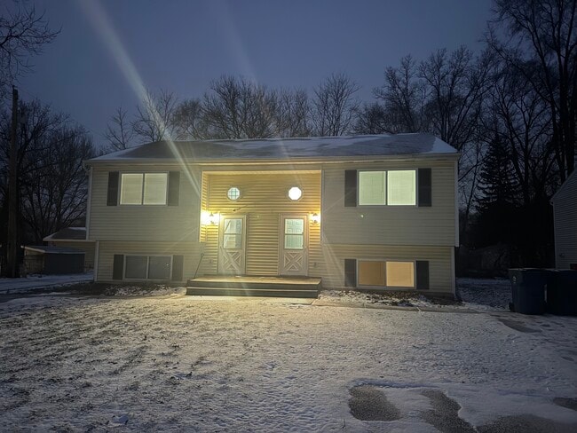 122 Jeffrey St, Unit 122JeffreySt