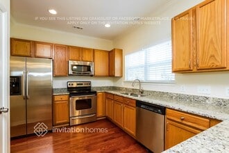11147 Aprilia Ln in Cornelius, NC - Building Photo - Building Photo