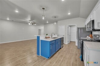 5202 White Rose Dr in Killeen, TX - Building Photo - Building Photo