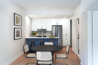 Bellevue MTL in Montréal, QC - Foto de edificio - Building Photo