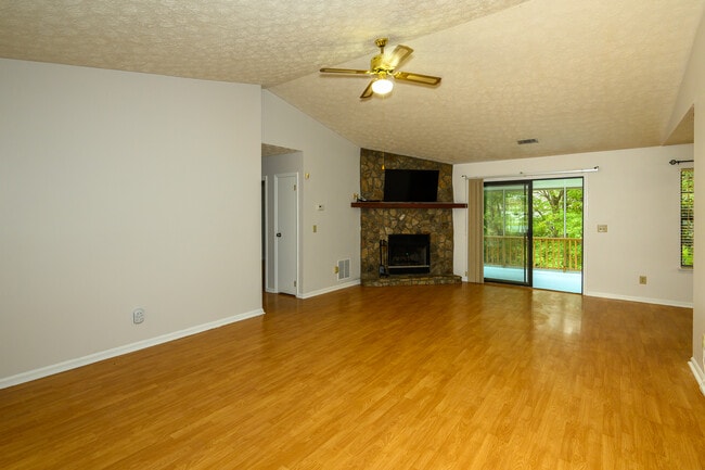 2655 Merry Rd in Cumming, GA - Building Photo - Building Photo