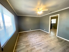 1120 Elm Ave in Waco, TX - Foto de edificio - Building Photo