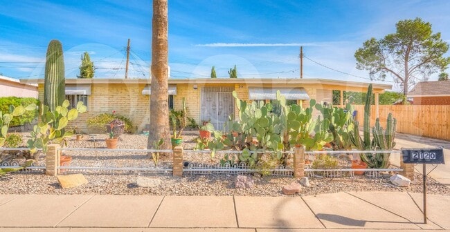 property at 2120 N 3rd Ave