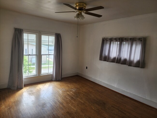 220 W Church St, Unit 2