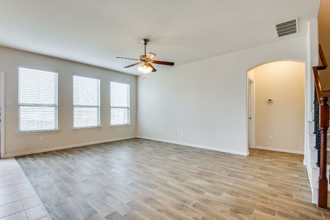 2813 Castle Creek Dr in Little Elm, TX - Building Photo - Building Photo