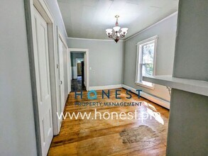 610 Water St in Gardiner, ME - Building Photo - Building Photo