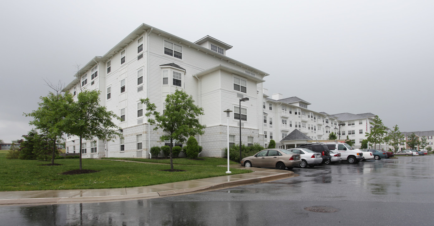 Park View At Miramar Landing, 62+ or better in Middle River, MD - Foto de edificio