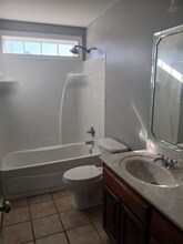 5862 Barkley Ln in Hahira, GA - Building Photo - Building Photo