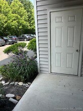 10 Norden Pl in Norwalk, CT - Building Photo - Building Photo