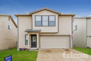 7714 Burro Bend in San Antonio, TX - Building Photo