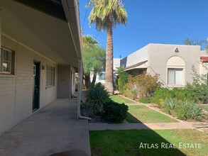 1013 E Palm Ln in Phoenix, AZ - Building Photo - Building Photo