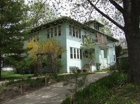 3030-3032 N Downer Ave, Unit Upper in Milwaukee, WI - Building Photo