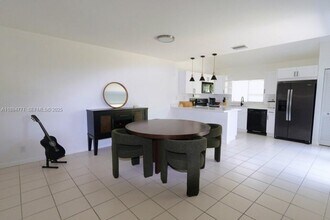 702 Commodore Dr in Plantation, FL - Building Photo - Building Photo