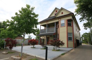 8397 Jackson Rd in Sacramento, CA - Building Photo