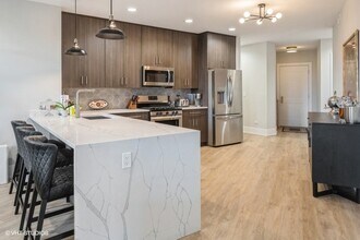 3839 N Clark St in Chicago, IL - Building Photo - Building Photo