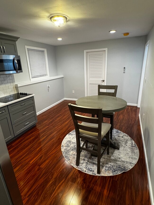 155 Breakneck Rd, Unit Basement Apartment in Highland Lakes, NJ - Building Photo - Building Photo