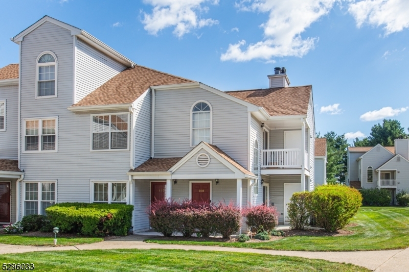 158 Harvest Ln in Lincoln Park, NJ - Building Photo