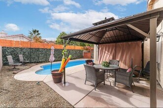 6669 Lucky Strike Way in Las Vegas, NV - Building Photo - Building Photo