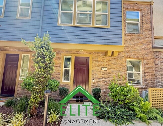 property at 3977 Clare St
