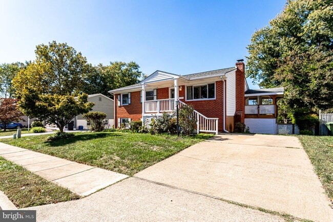 property at 13714 Gran Deur Dr