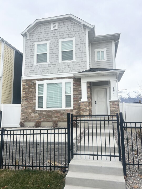 4811 Pocosin Ct in Highland, UT - Building Photo