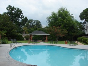 Savoy Plaza in Baton Rouge, LA - Building Photo - Building Photo