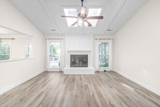 827 Ingraham Pl in Charlotte, NC - Building Photo - Building Photo