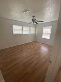 5126 Kelso St photo'
